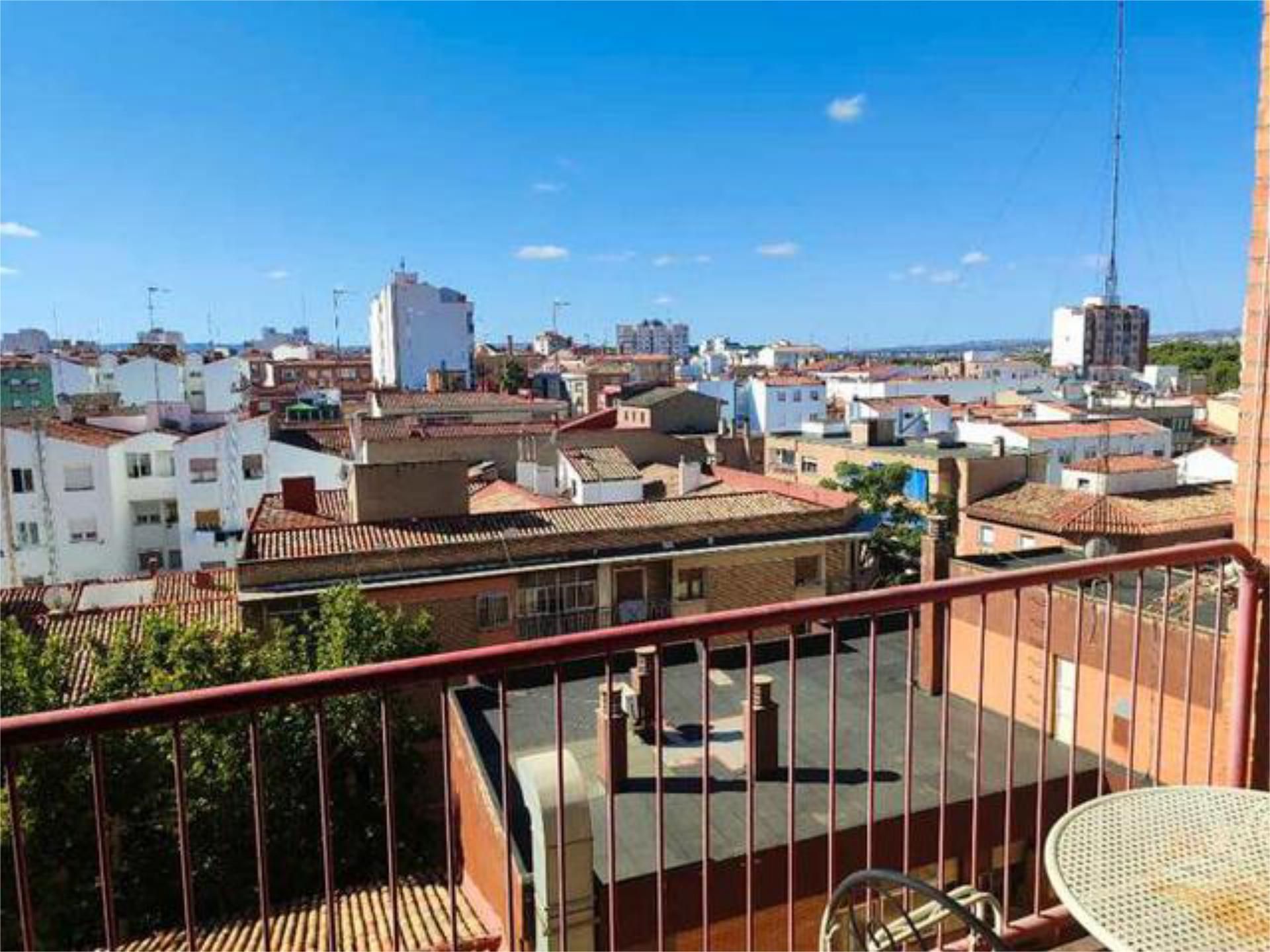 Exterior view of Flat for sale in  Zaragoza Capital  with Heating and Terrace