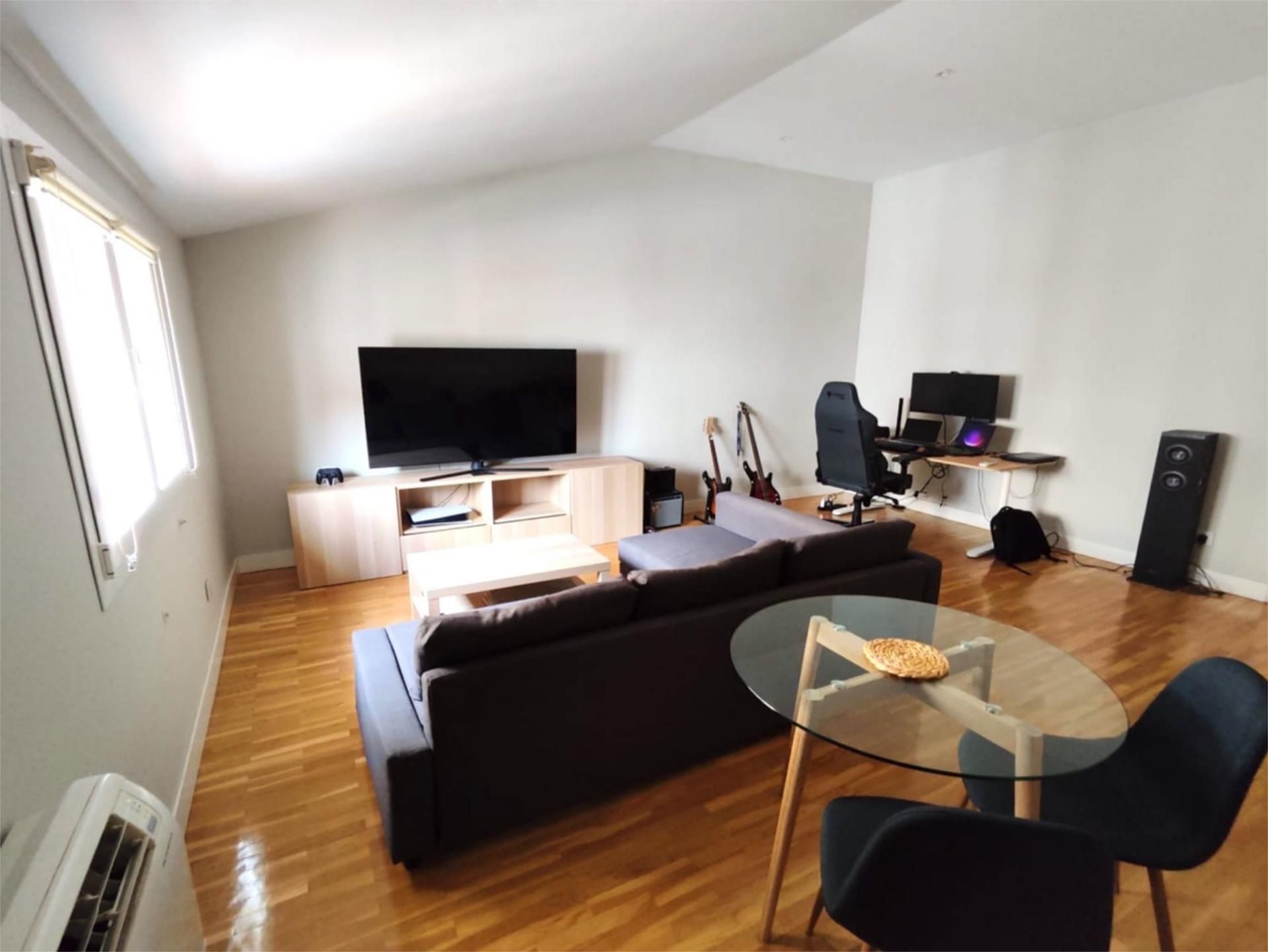 Living room of Flat to rent in  Madrid Capital  with Air Conditioner
