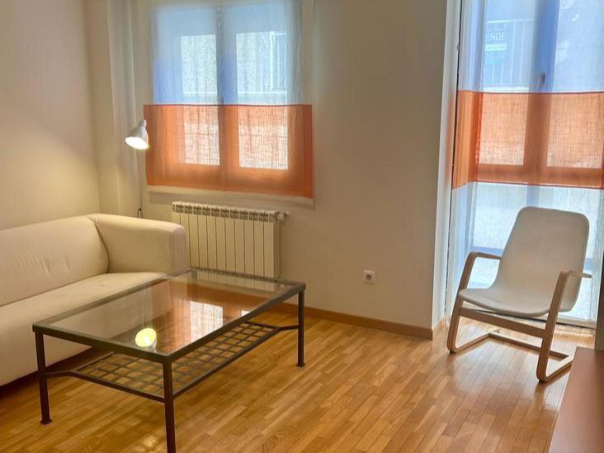 Living room of Flat for sale in Zamora Capital   with Balcony