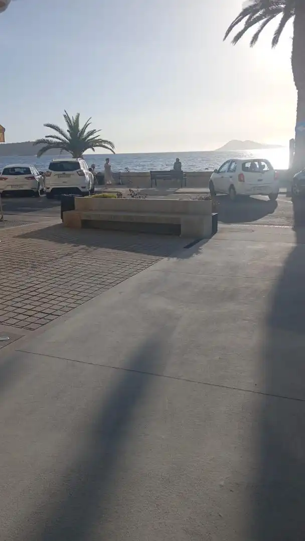 Lagerraum zum Verkauf in Praia de Coira, Porto do Son Parkplatz von Lagerraum zum Verkauf in Porto do Son