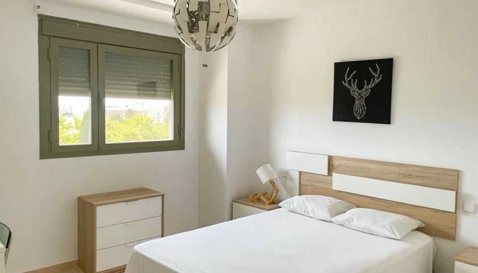 Flat to rent in Plaza Jardin de Cano, 2a, Barrio del Centro, Cádiz - image 1 Photo 1 of Flat to rent in Plaza Jardin de Cano, 2a, Barrio del Centro, Cádiz