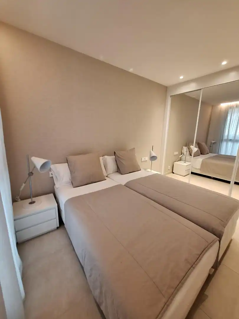 Apartament de lloguer a Carretera les Marines Racons a Dénia, Devessa - Monte Pego Dormitori de Apartament de lloguer en Dénia amb Aire condicionat, Calefacció i Terrassa