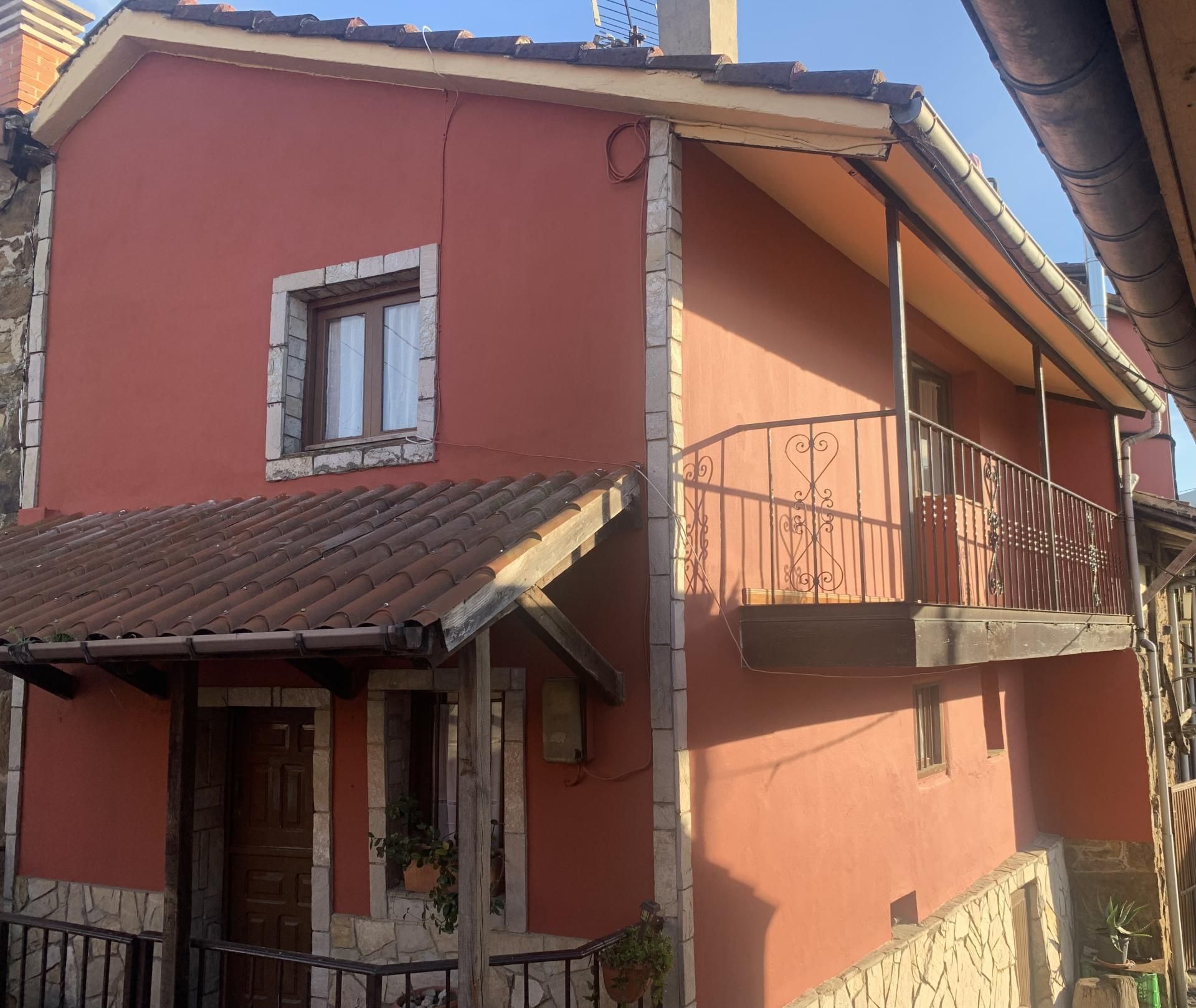 Exterior view of House or chalet to rent in Langreo  with Terrace, Furnished and Community parking