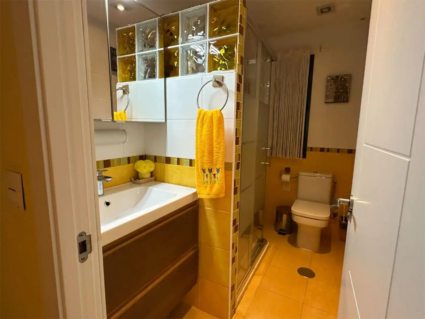 Piso de alquiler en Avenida de las Piletas, 16, V Centenario - Piletas - Capuchinos Baño de Piso de alquiler en Sanlúcar de Barrameda con Aire acondicionado, Calefacción y Amueblado