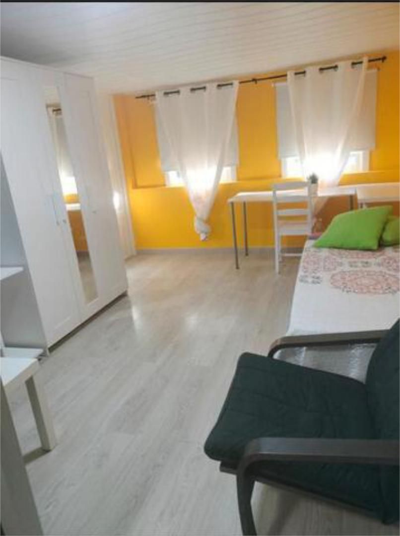 Habitación de Piso de alquiler en Arucas con Terraza y Amueblado