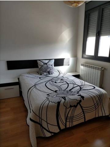 Piso en Venta en Avenida de Portugal, 190 en Flores de Sil - La Placa