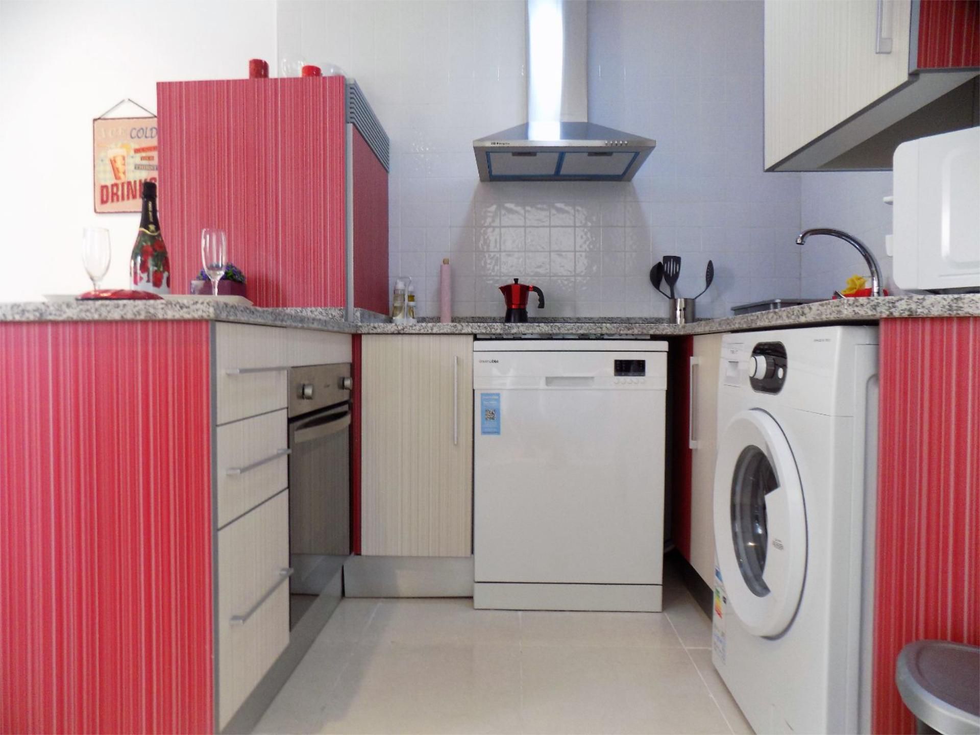 Cocina de Apartamento de alquiler en Vera con Aire acondicionado, Terraza y Piscina