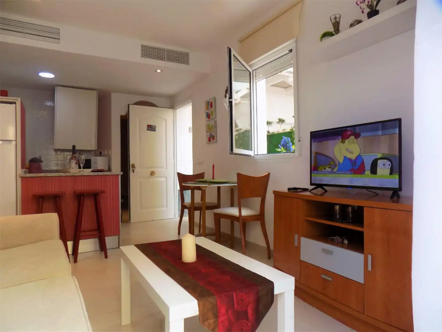 Wohnungen zur Miete in Avenida Juan Sebastián Elcano, 3, Las Marinas - Pueblo Laguna Wohnzimmer von Wohnungen zur Miete in Vera mit Klimaanlage, Heizung und Privatgarten