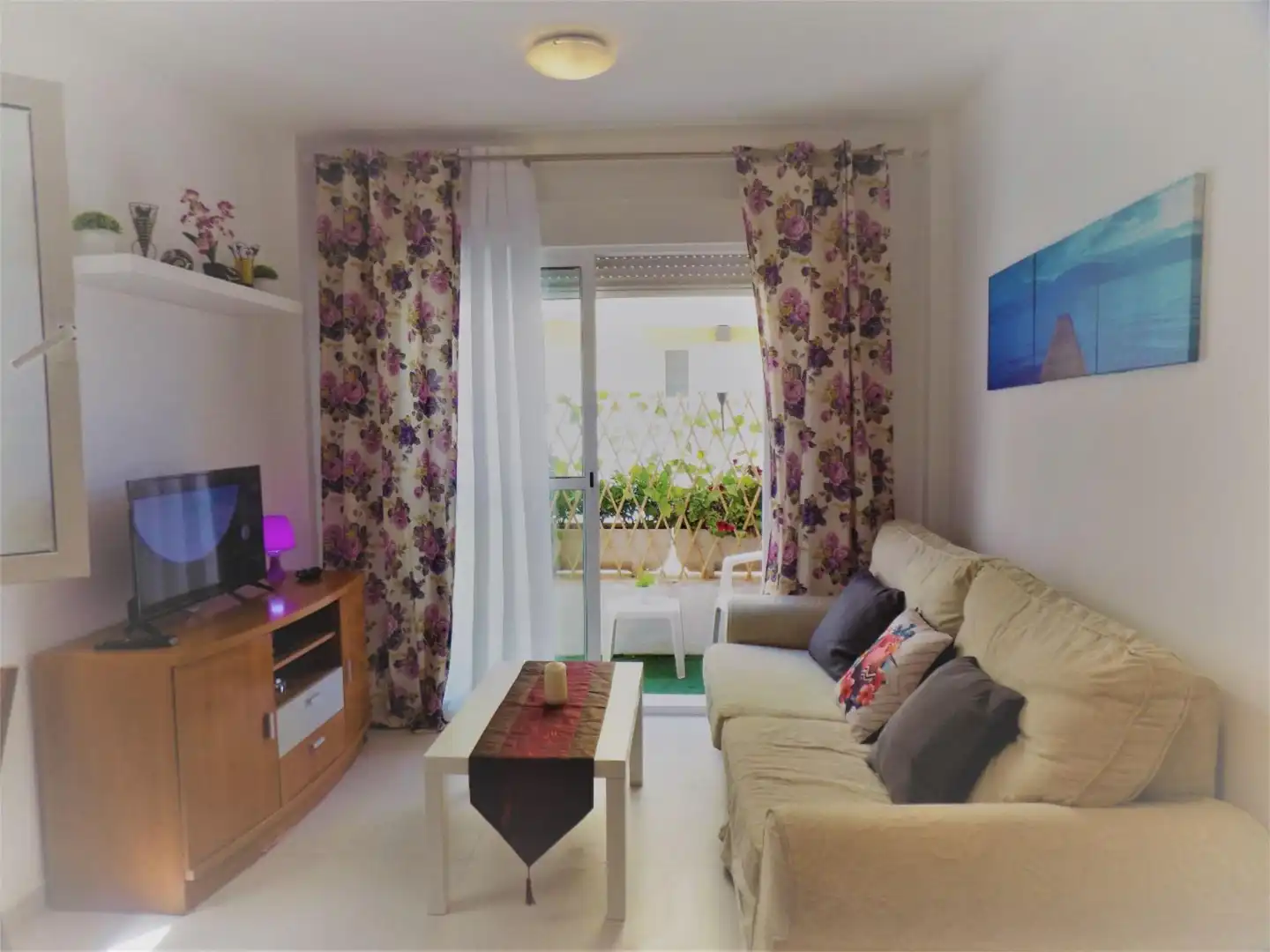 Wohnungen zur Miete in Avenida Juan Sebastián Elcano, 3, Las Marinas - Pueblo Laguna Wohnzimmer von Wohnungen zur Miete in Vera mit Klimaanlage, Heizung und Privatgarten