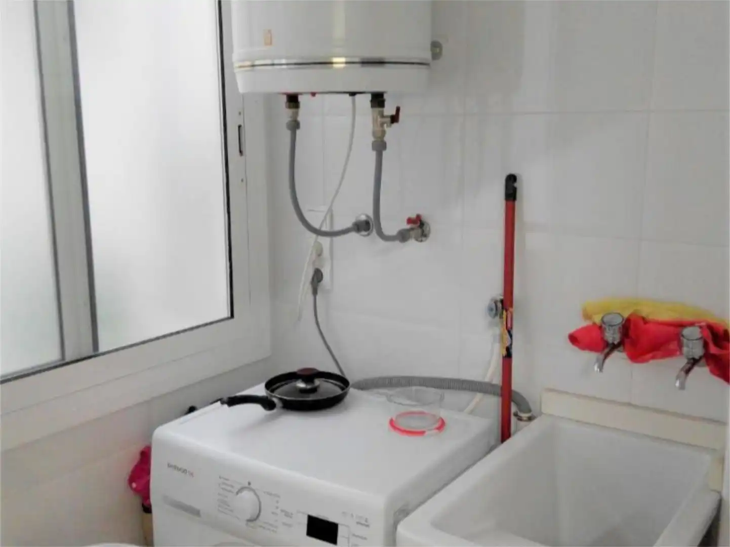 Piso de alquiler en Carrer de Sant Antoni Maria Claret, 28, Nou Eixample Nord Baño de Piso de alquiler en Tarragona Capital con Balcón