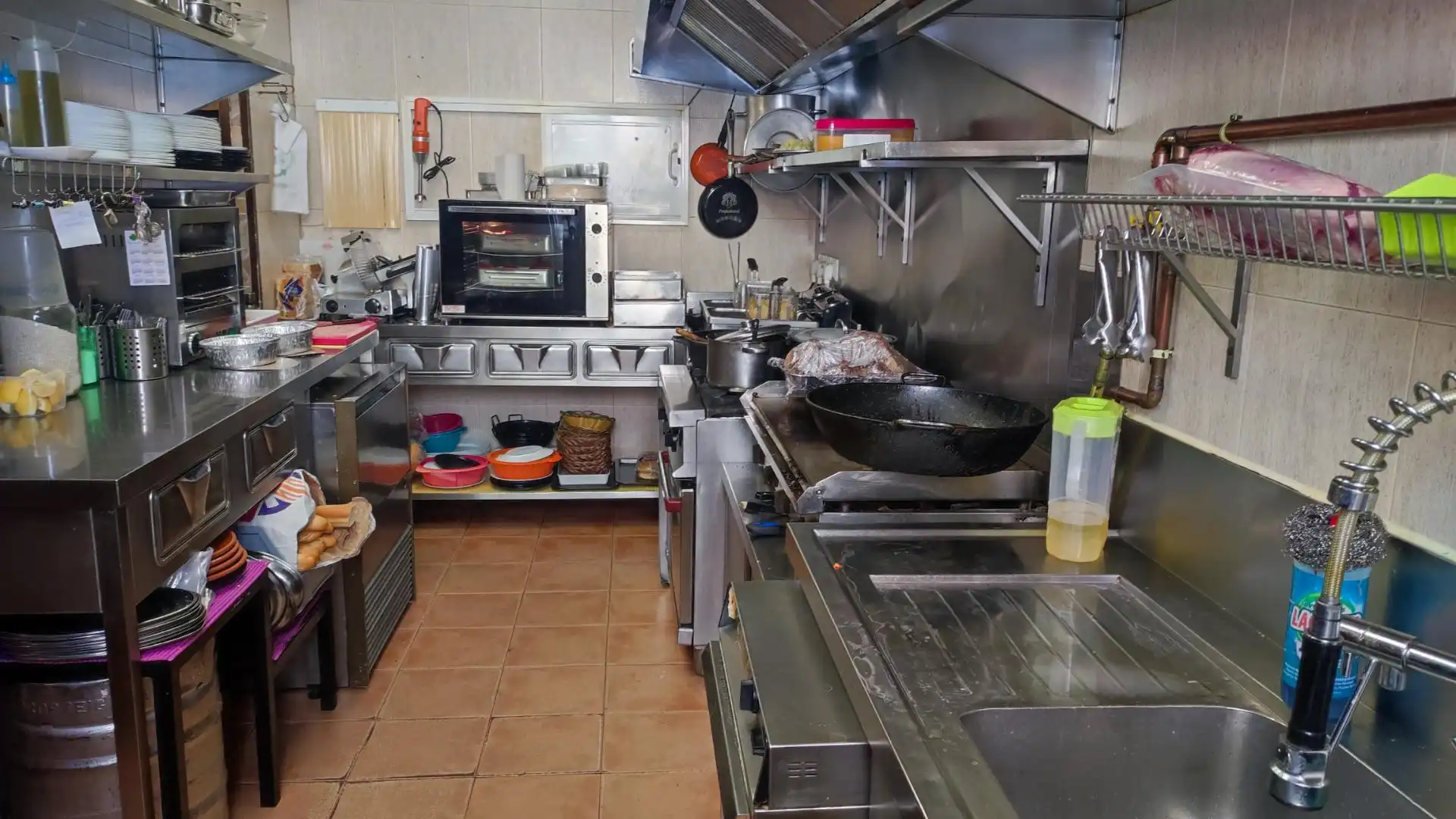 Local en venta en Calle Badajoz, 30, Zona Renfe Cocina de Local en venta en Alcorcón con Aire acondicionado y Calefacción