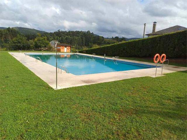 Apartamento en Alquiler en Xove