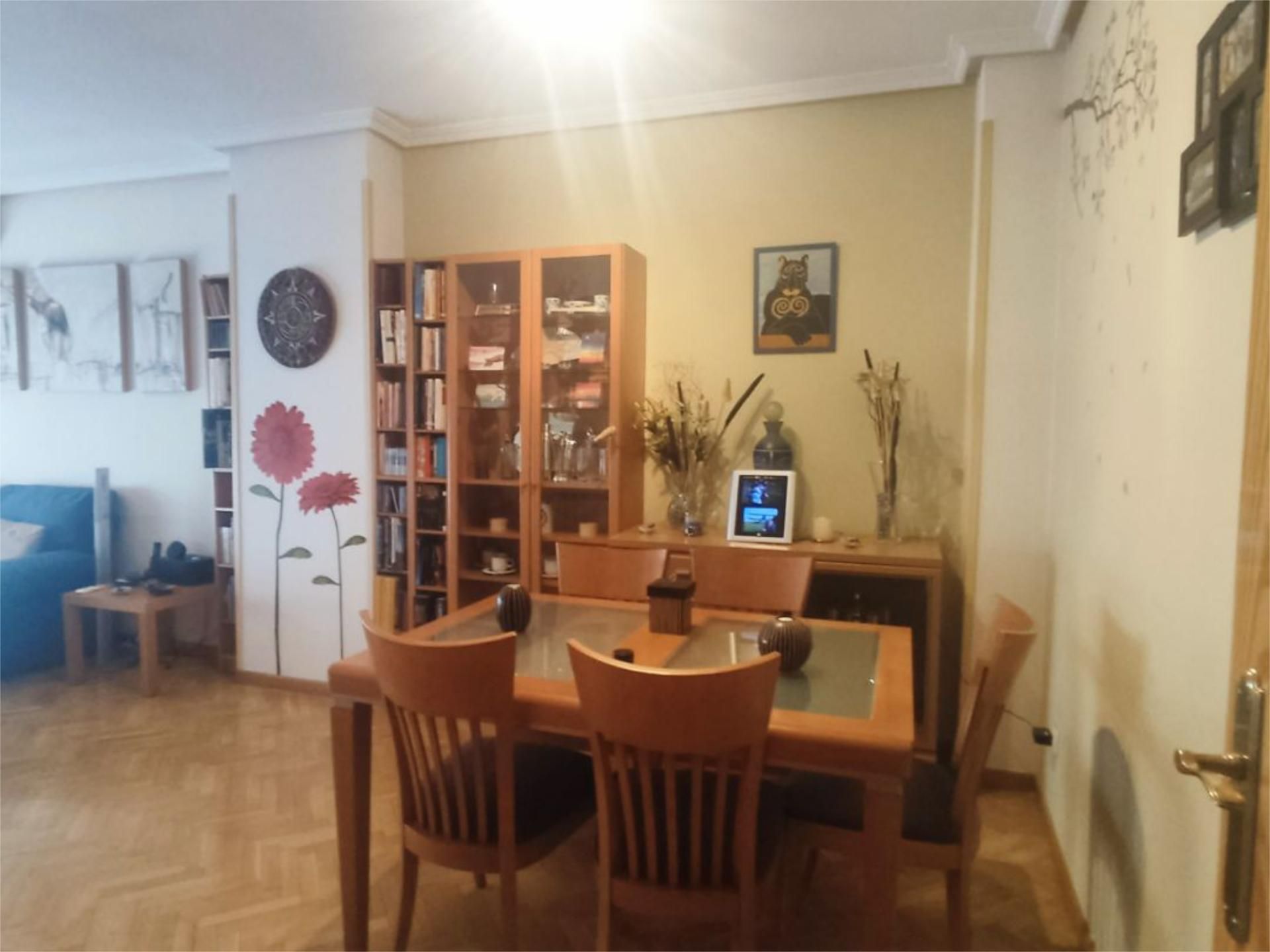Dining room of Flat for sale in  Madrid Capital  with Air Conditioner and Balcony