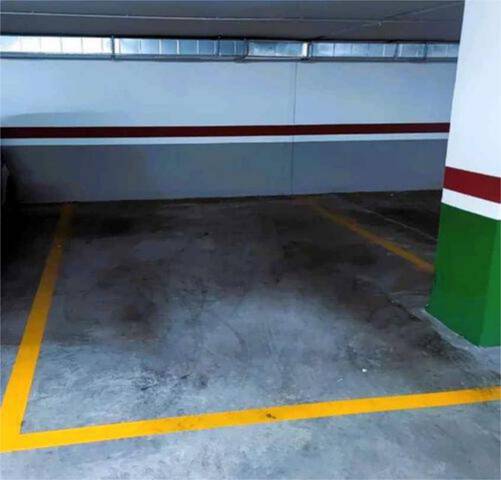 Garaje en Alquiler en Miralvalle - Av. Virgen del Puerto - La Data