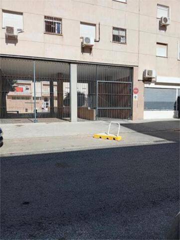 Garaje en Alquiler en Palmete