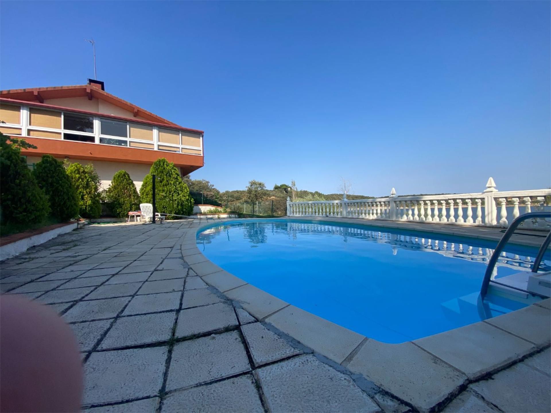 Piscina de Casa o xalet en venda en San Cebrián de Castro amb Calefacció, Jardí privat i Terrassa