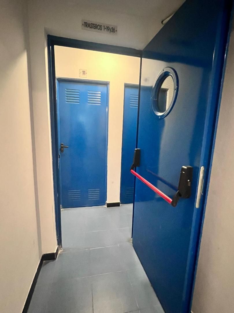 Box room to rent in  Madrid Capital