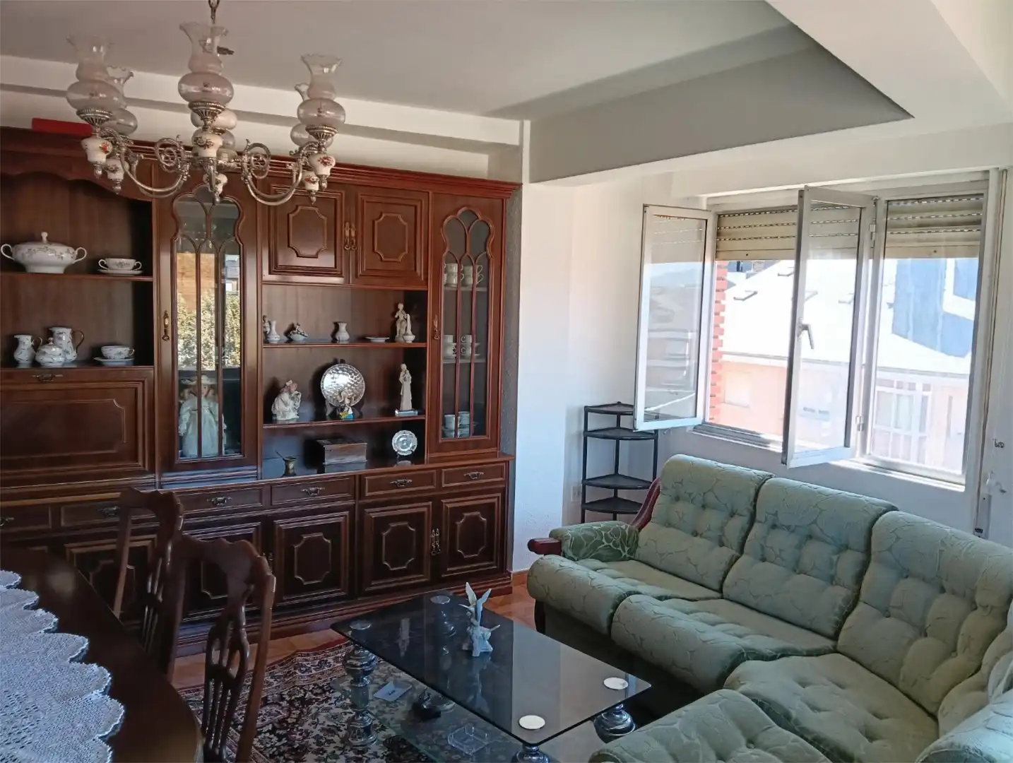 Attic for sale in Calle Juan Sebastián Elcano, 24, Centro Living room of Attic for sale in Ponferrada with Heating, Terrace and Storage room