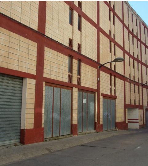 Garaje en venta en Calle Cofita, 2, Barbastro, Huesca - imagen 2 Foto 2 de Garaje en venta en Calle Cofita, 2, Barbastro, Huesca
