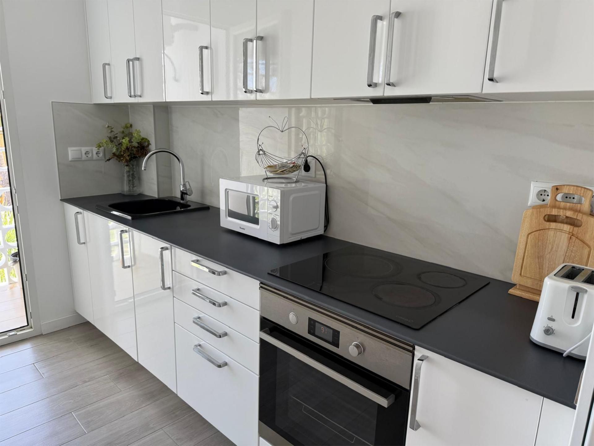 Cuina de Apartament de lloguer en Vinaròs amb Aire condicionat