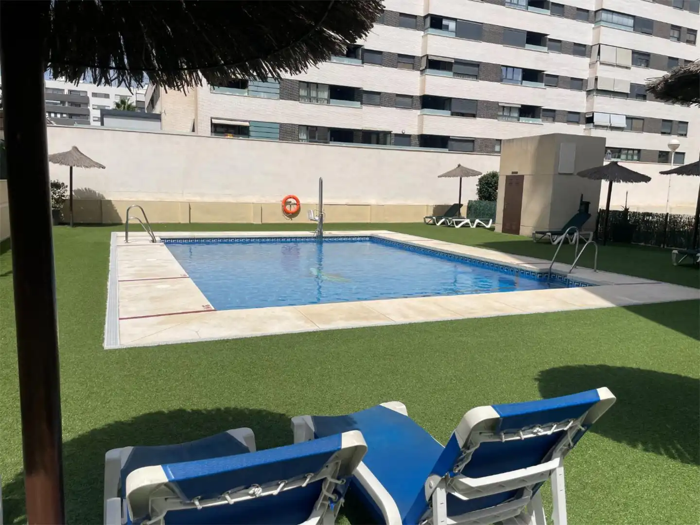 Flat for sale in Calle del Jalón, 28, Martín Carpena - Torre del Río Swimming pool of Flat for sale in Málaga Capital with Air Conditioner, Terrace and Swimming Pool