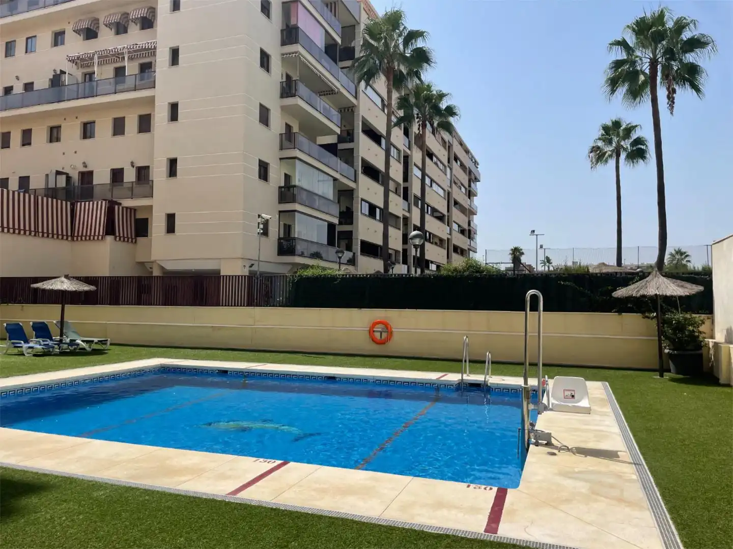 Flat for sale in Calle del Jalón, 28, Martín Carpena - Torre del Río Swimming pool of Flat for sale in Málaga Capital with Air Conditioner, Terrace and Swimming Pool