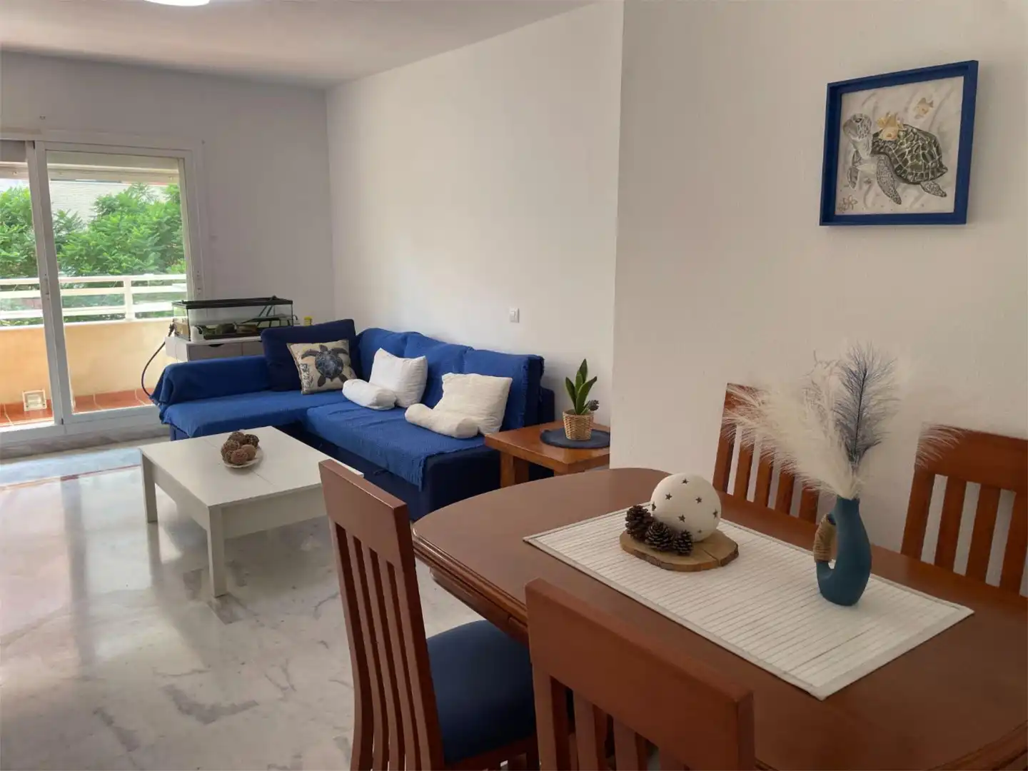 Flat for sale in Calle del Jalón, 28, Martín Carpena - Torre del Río Living room of Flat for sale in Málaga Capital with Air Conditioner, Terrace and Swimming Pool
