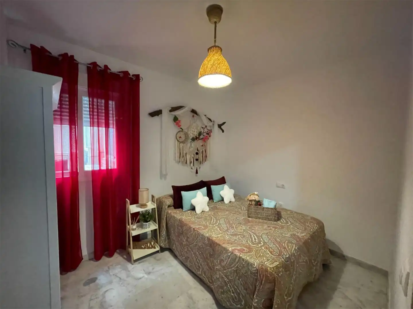 Flat for sale in Calle del Jalón, 28, Martín Carpena - Torre del Río Bedroom of Flat for sale in Málaga Capital with Air Conditioner, Terrace and Swimming Pool