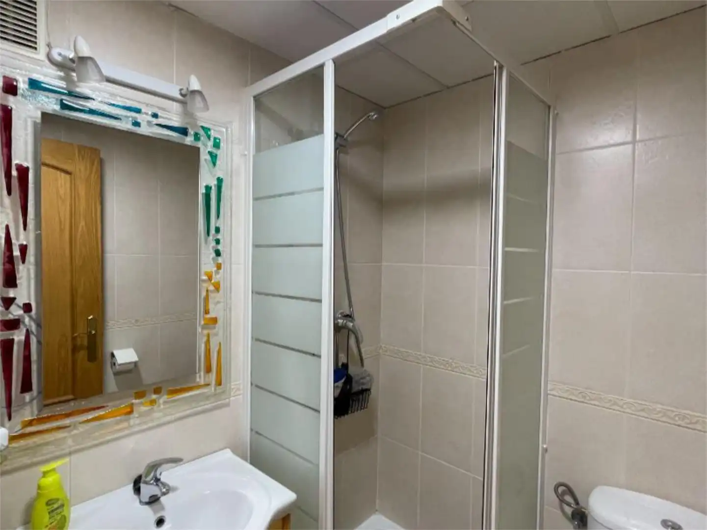 Flat for sale in Calle del Jalón, 28, Martín Carpena - Torre del Río Bathroom of Flat for sale in Málaga Capital with Air Conditioner, Terrace and Swimming Pool
