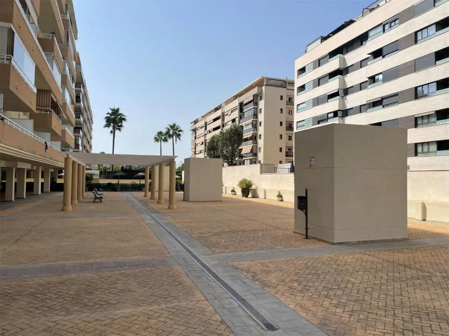 Flat for sale in Calle del Jalón, 28, Martín Carpena - Torre del Río Parking of Flat for sale in Málaga Capital with Air Conditioner, Terrace and Swimming Pool
