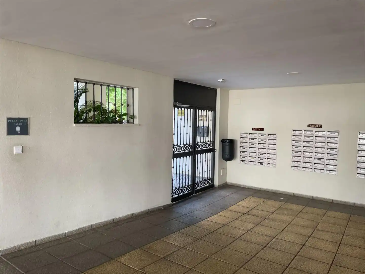 Flat for sale in Calle del Jalón, 28, Martín Carpena - Torre del Río Flat for sale in Málaga Capital with Air Conditioner, Terrace and Swimming Pool