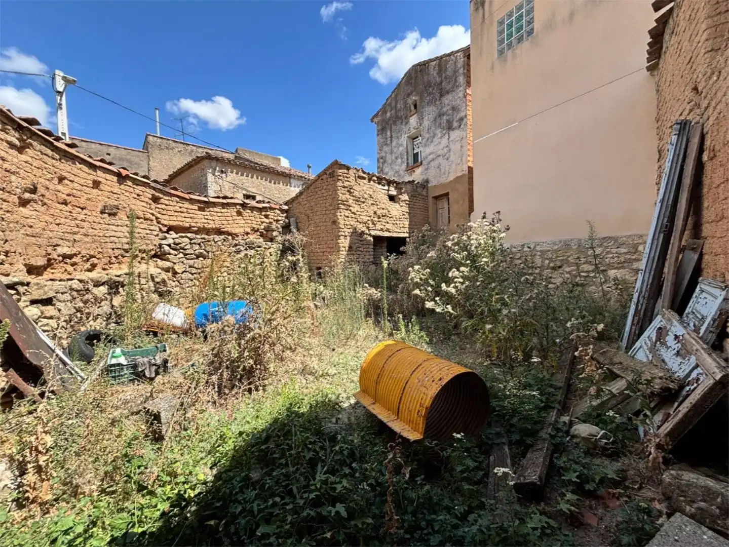 Casa adosada en venta en Villanueva de Gumiel