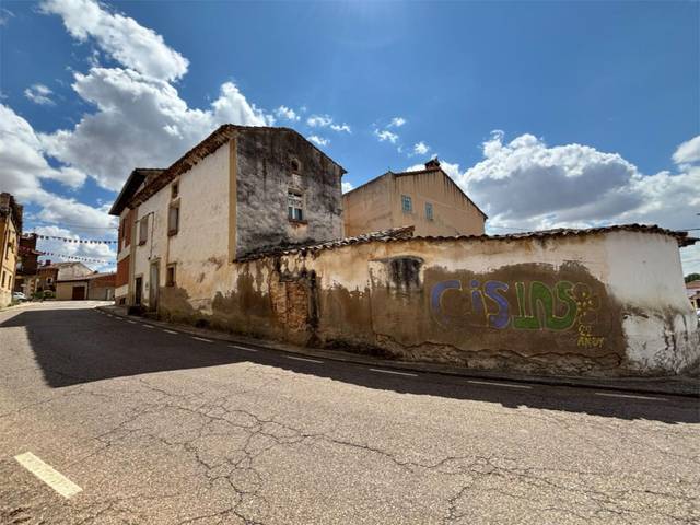 Casa adosada en Venta en Avenida del Cid Campeador, 3 en Villanueva de Gumiel