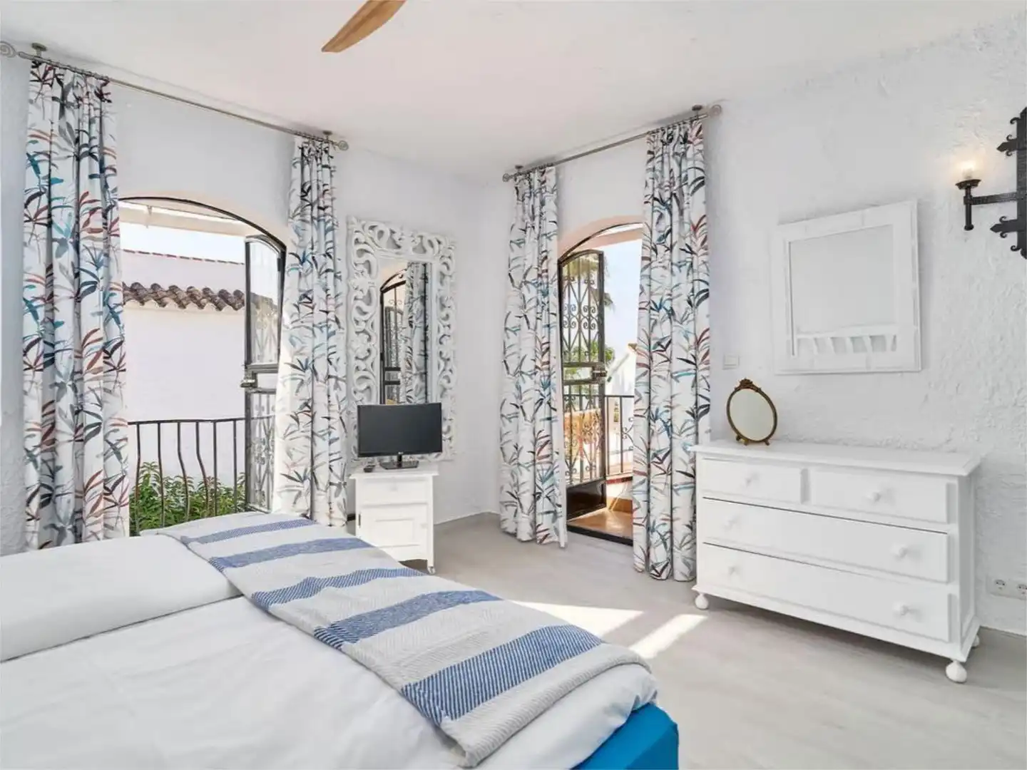 Finca rústica de alquiler en Calle las Rosas, 96, Capistrano Habitación de Finca rústica de alquiler en Nerja con Aire acondicionado, Calefacción y Jardín privado