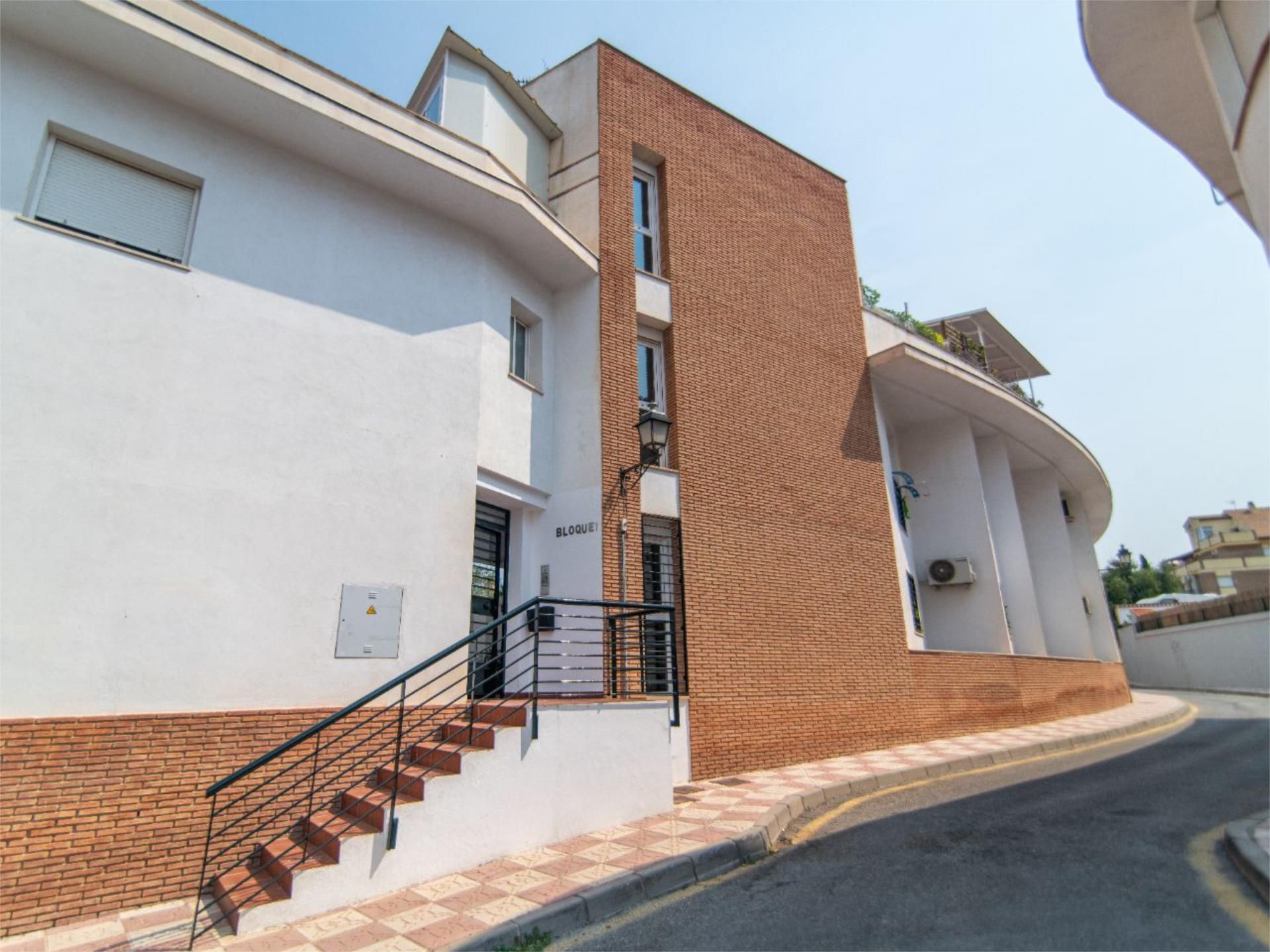 Exterior view of Flat for sale in La Zubia  with Air Conditioner