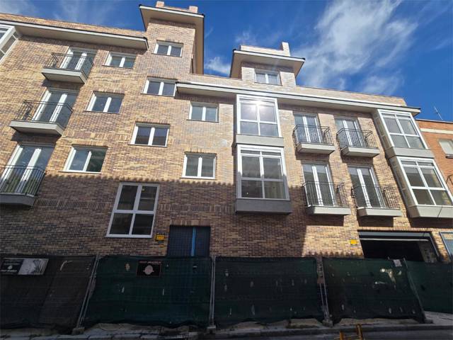 Piso en Venta en Calle del Cerro del Carrasco, 1 en Casco Histórico de Vallecas