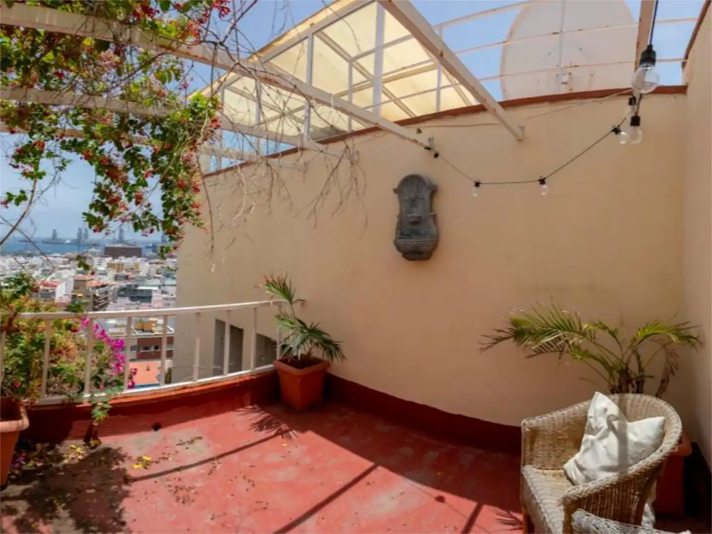 Wohnung zum Verkauf in Paseo San Antonio, Schamann - Rehoyas Terrasse von Wohnung zum Verkauf in Las Palmas de Gran Canaria mit Privatgarten, Terrasse und Abstellraum
