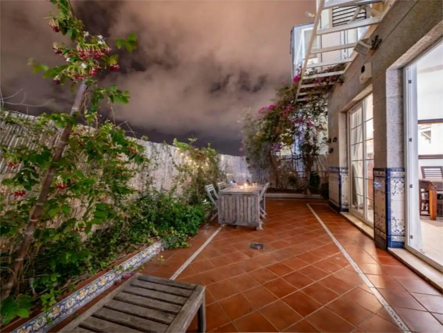 Wohnung zum Verkauf in Paseo San Antonio, Schamann - Rehoyas Terrasse von Wohnung zum Verkauf in Las Palmas de Gran Canaria mit Privatgarten, Terrasse und Abstellraum