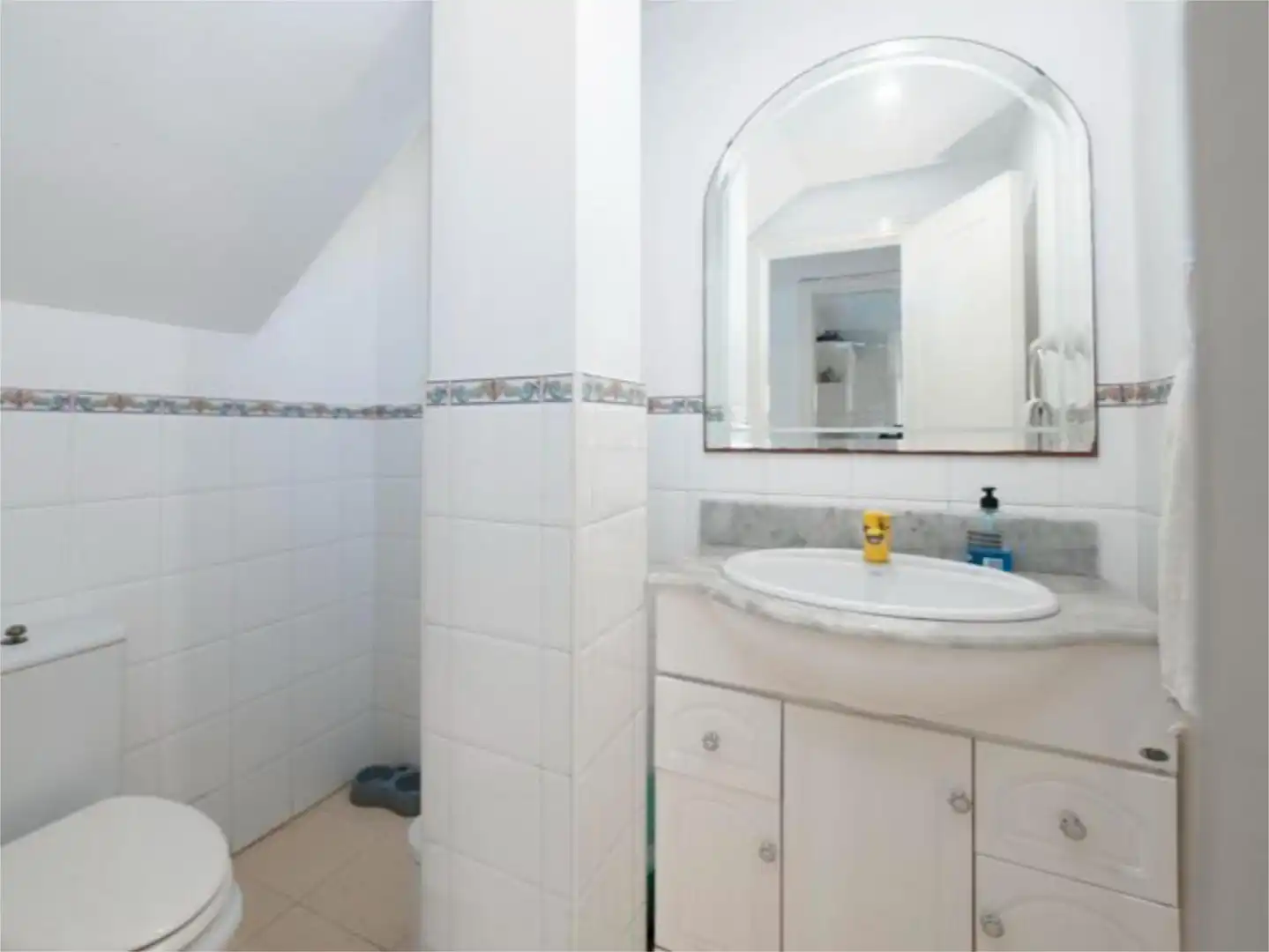 Wohnung zum Verkauf in Paseo San Antonio, Schamann - Rehoyas Badezimmer von Wohnung zum Verkauf in Las Palmas de Gran Canaria mit Privatgarten, Terrasse und Abstellraum