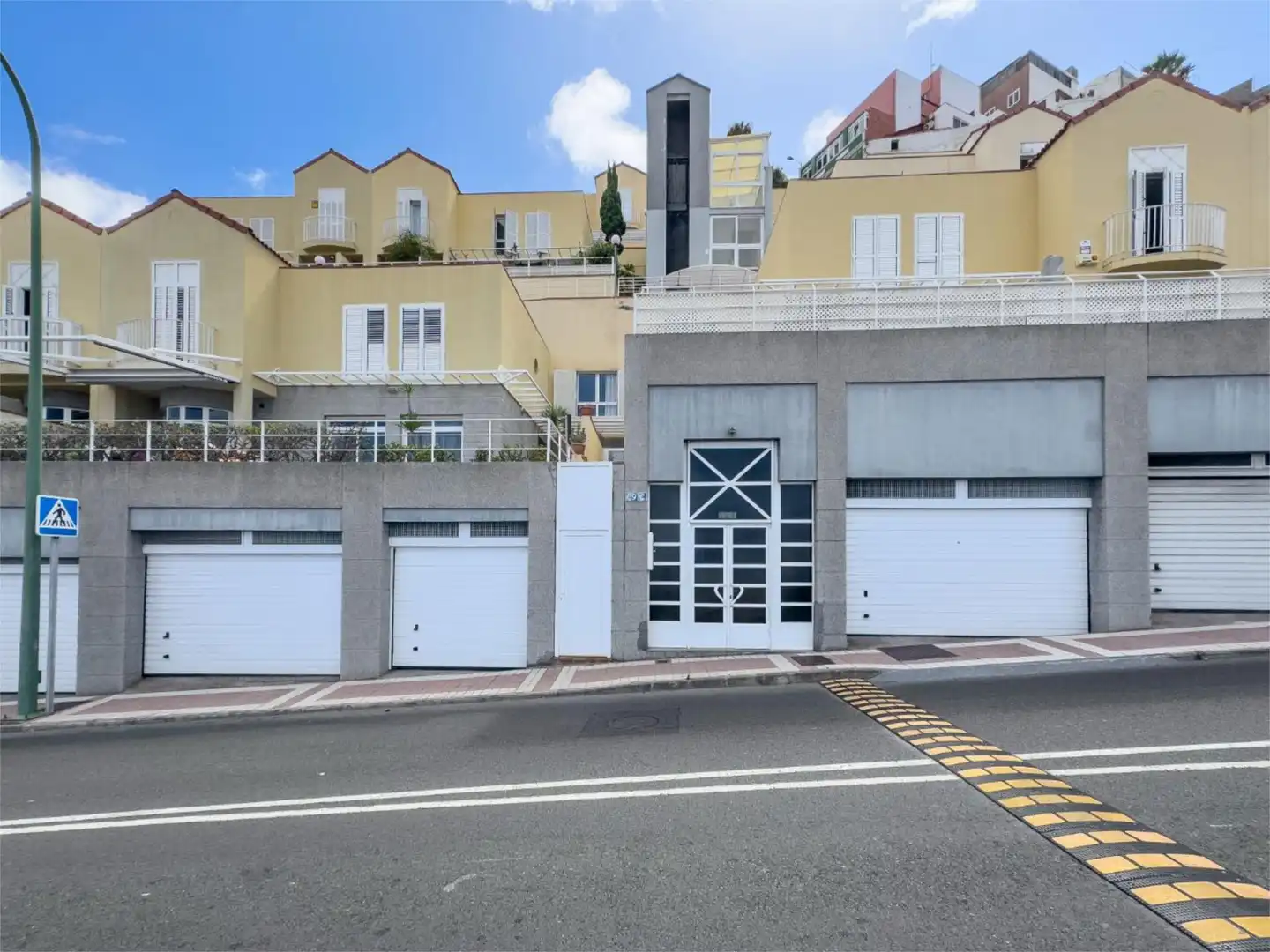 Wohnung zum Verkauf in Paseo San Antonio, Schamann - Rehoyas Außenansicht von Wohnung zum Verkauf in Las Palmas de Gran Canaria mit Privatgarten, Terrasse und Abstellraum
