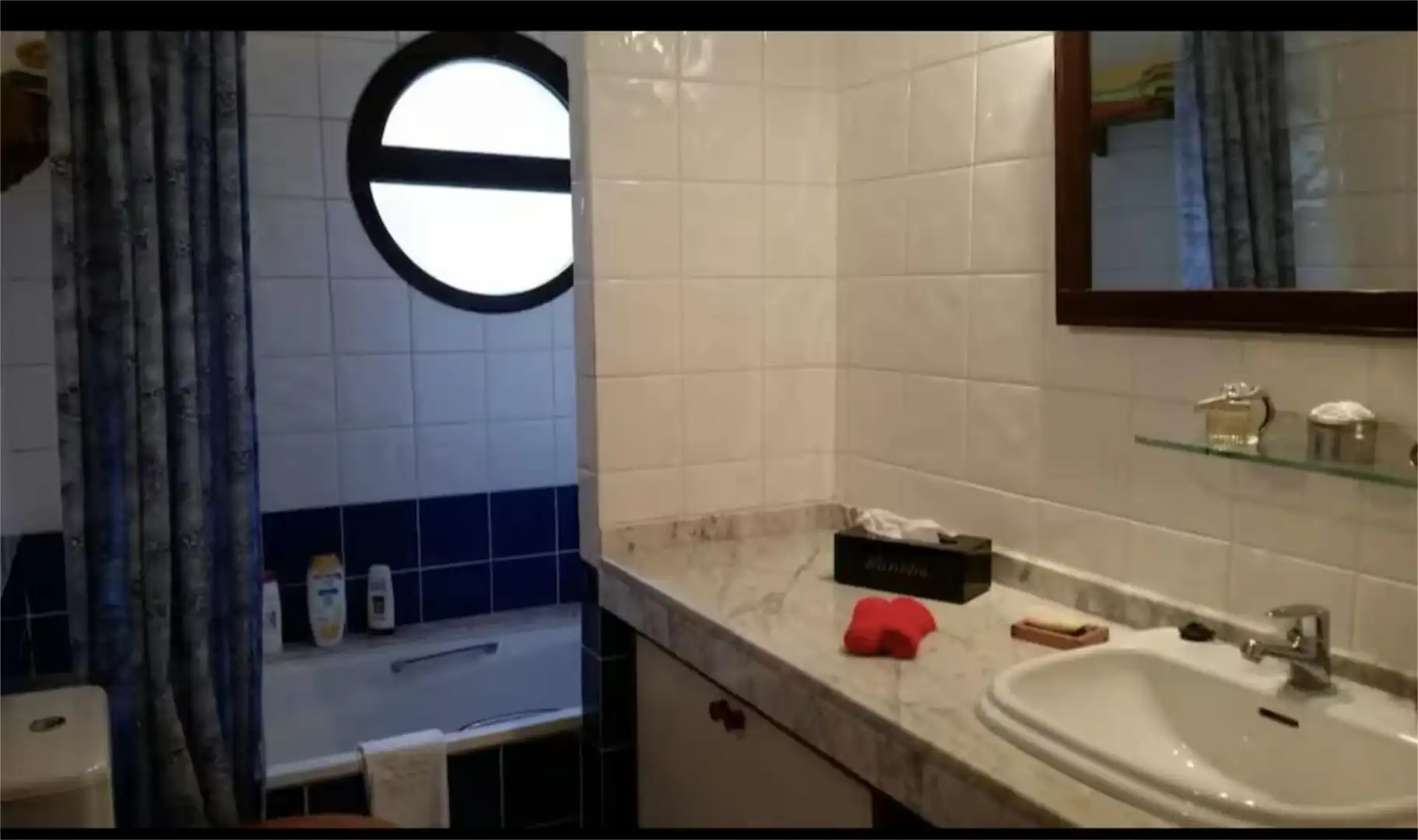 Zimmer in Camino Paralela a Piquillo, 8, Tafira Badezimmer von Maisonette zur untervermieten in Las Palmas de Gran Canaria mit Privatgarten, Parkett und Terrasse