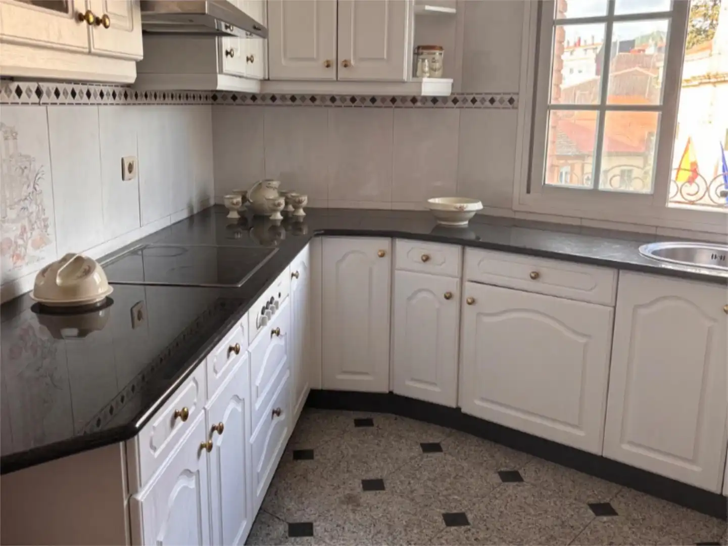 Piso en venta en Rúa da Virxe dos Remedios, 1, Ponteareas Cocina de Piso en venta en Ponteareas con Calefacción, Parquet y Terraza