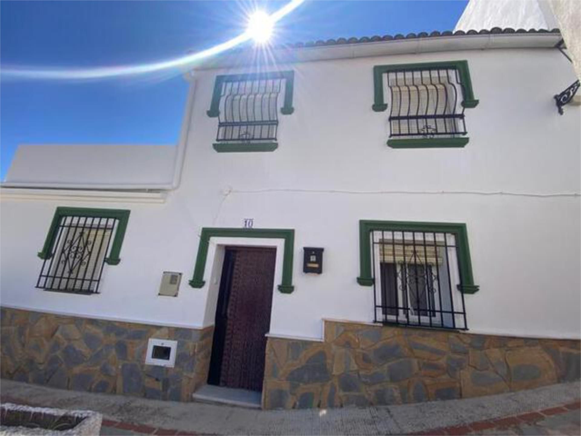 Vista exterior de Casa o xalet en venda en Benadalid