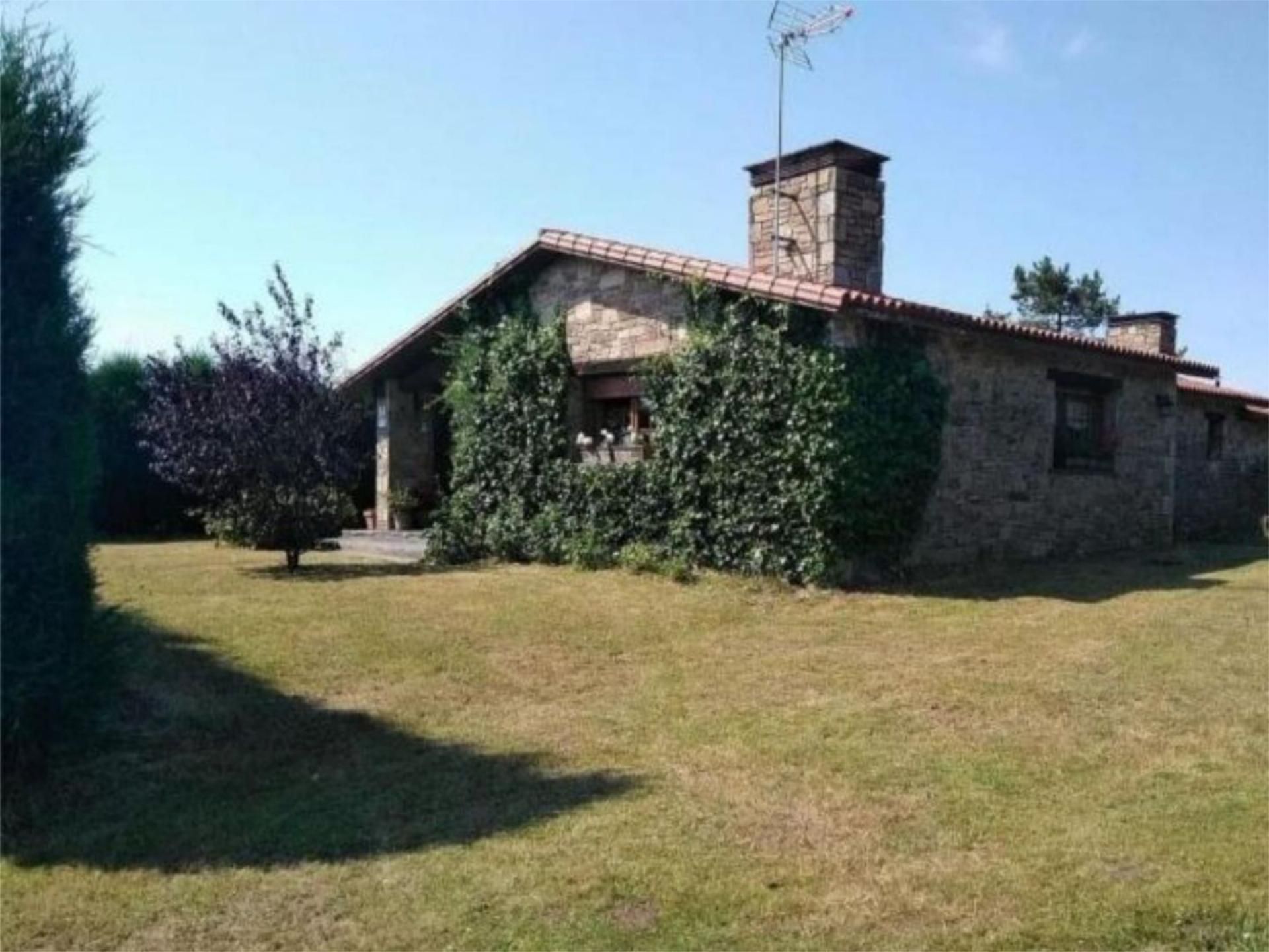 Exterior view of House or chalet for sale in Cerceda  with Heating, Private garden and Terrace