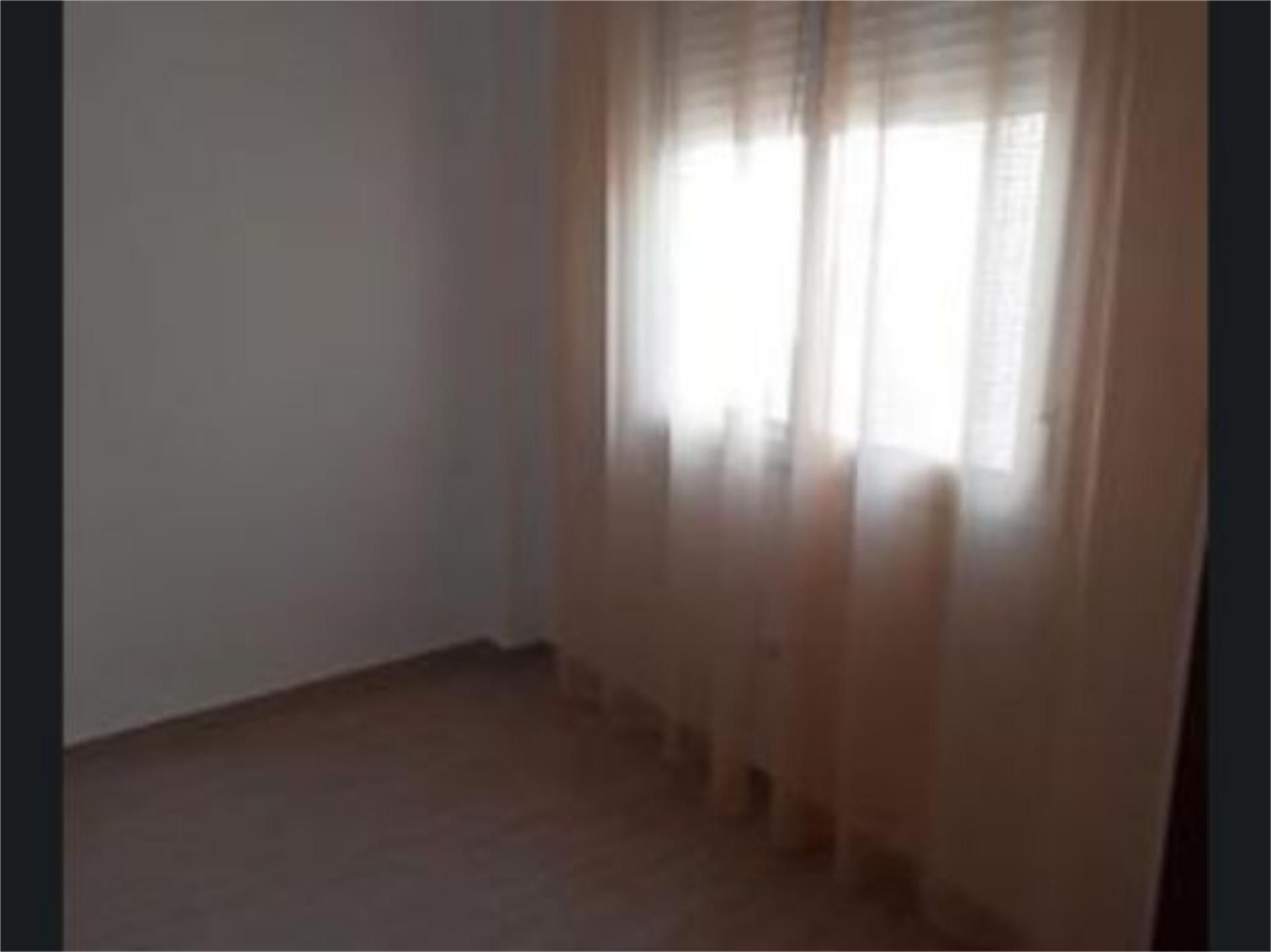Bedroom of Flat to rent in Lebrija  with Air Conditioner, Heating and Furnished