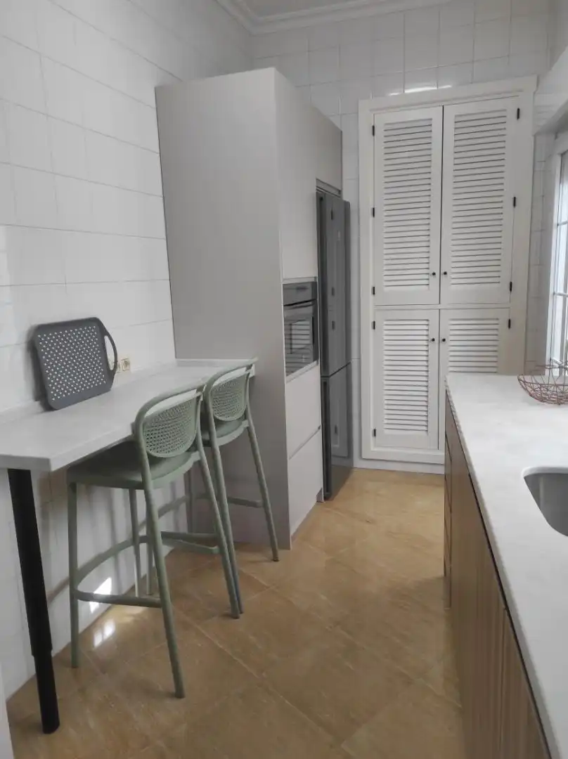 Apartamento de alquiler en Calle Hermana Amparo, 1, Ayamonte ciudad Cocina de Apartamento de alquiler en Ayamonte con Aire acondicionado, Calefacción y Terraza