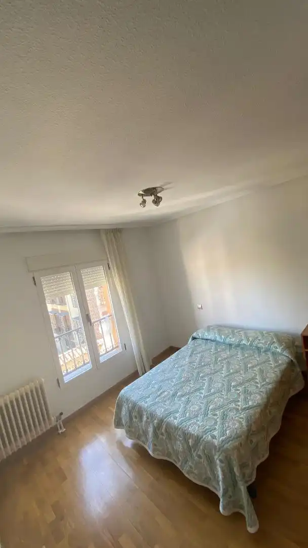 Wohnung zur Miete in Travesía Telares, 1, Murallas Schlafzimmer von Wohnung zur Miete in Ávila mit Heizung, Parkett und Terrasse