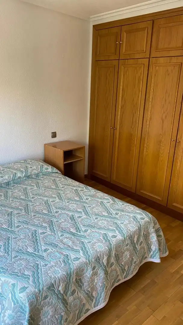 Wohnung zur Miete in Travesía Telares, 1, Murallas Schlafzimmer von Wohnung zur Miete in Ávila mit Heizung, Parkett und Terrasse
