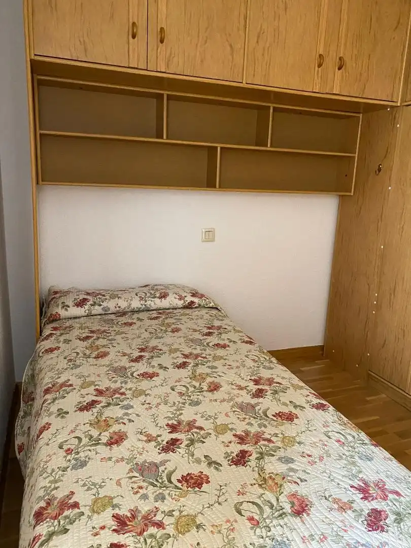 Wohnung zur Miete in Travesía Telares, 1, Murallas Schlafzimmer von Wohnung zur Miete in Ávila mit Heizung, Parkett und Terrasse