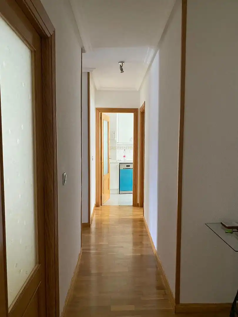 Wohnung zur Miete in Travesía Telares, 1, Murallas Wohnung zur Miete in Ávila mit Heizung, Parkett und Terrasse